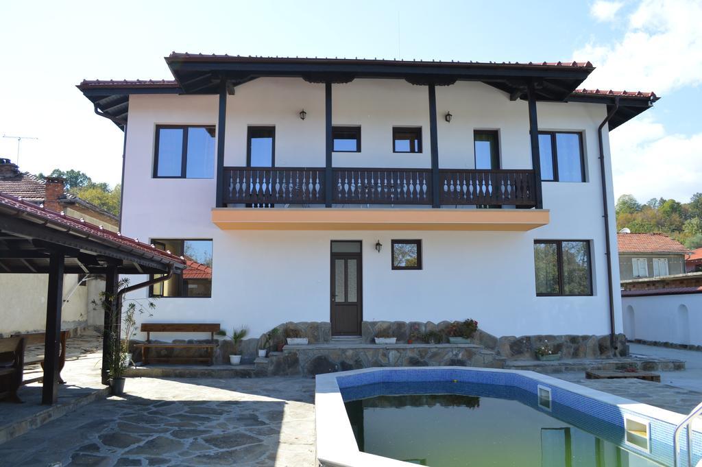 De-Yan Guest House Όρεσακ Εξωτερικό φωτογραφία